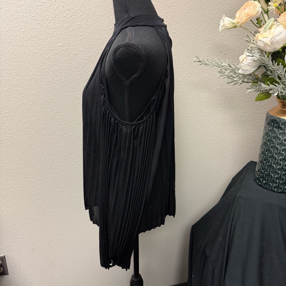 Worthington Black Pleated Mock Neck Sleeveless Blouse Career Chic - Picture 2 of 6